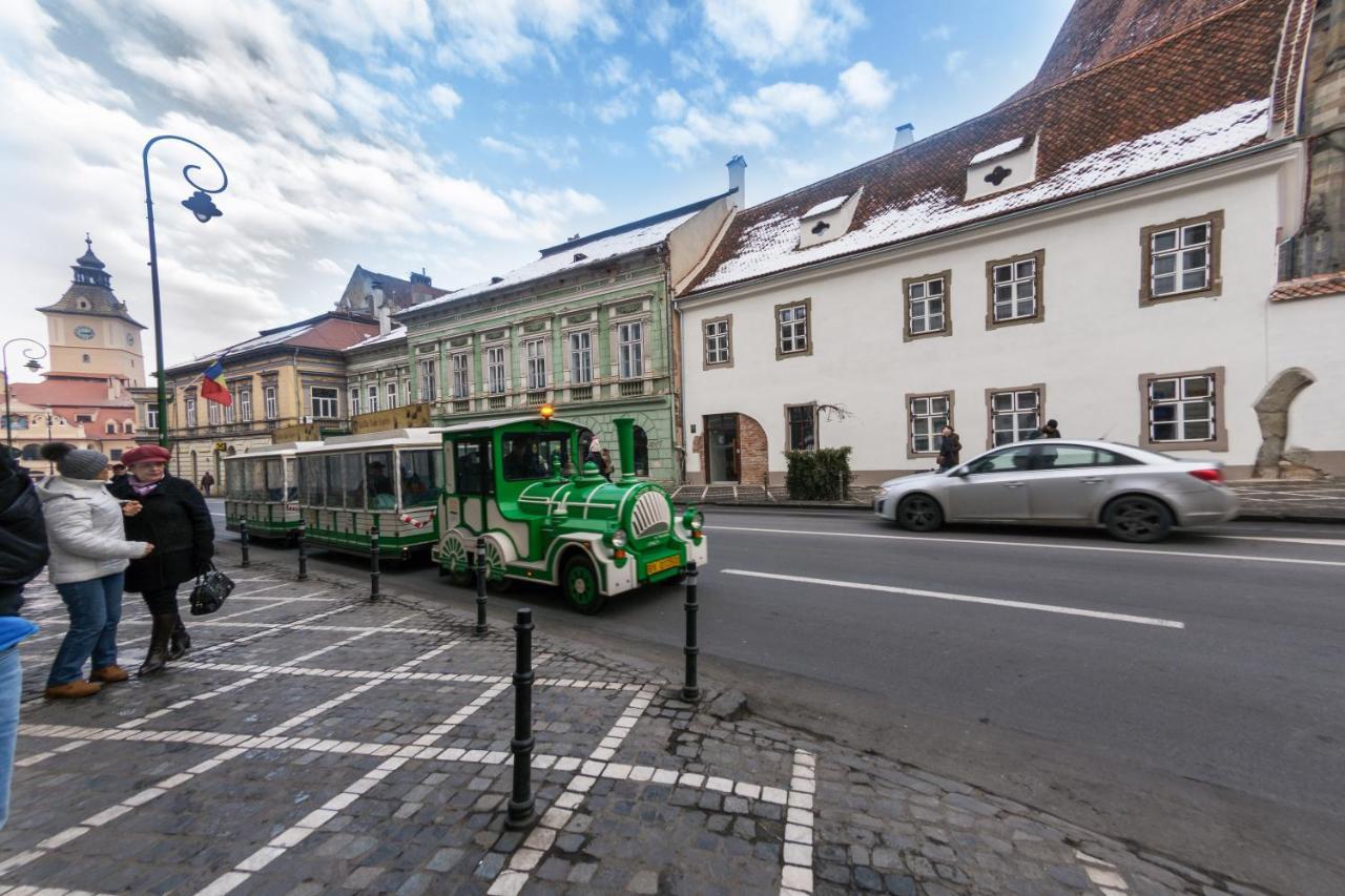 Rossmarkt Haus Hotel Brasov Exterior photo